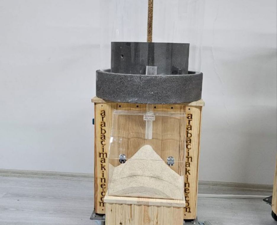 Taş Değirmen Operatörünün Sırları: Tek Bir Makineden Un, Tahin ve Kahveye Uzanan Mükemmeliyet Yolu